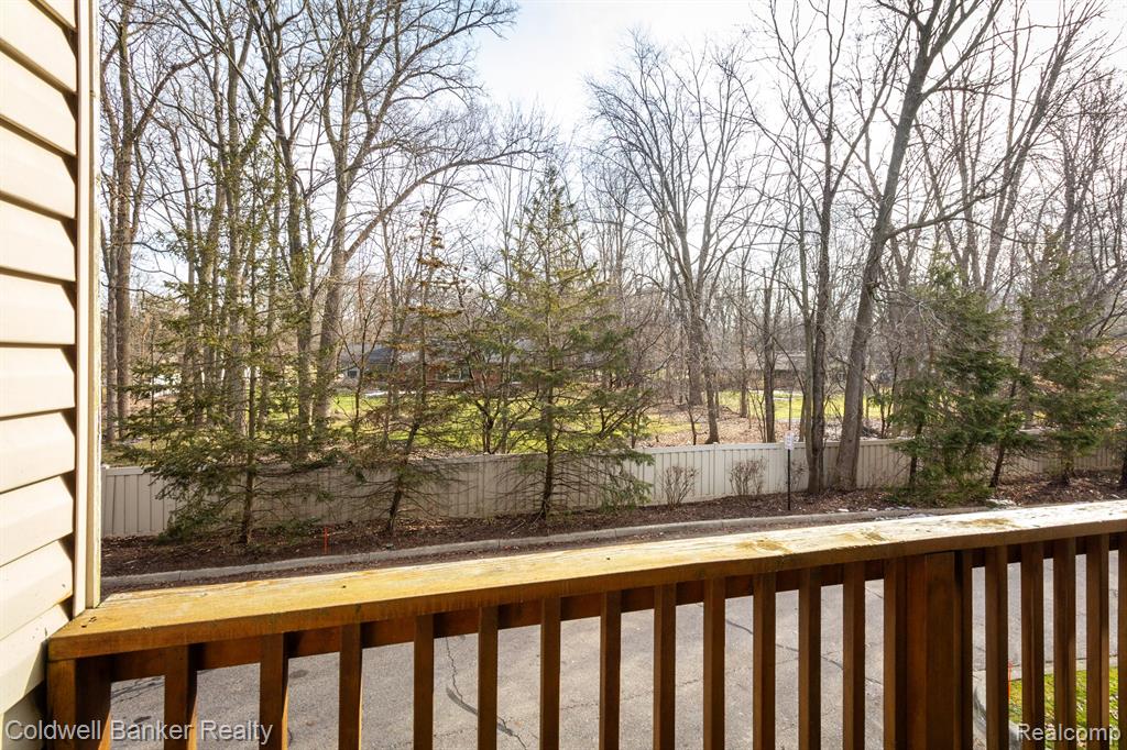 16962 FARMINGTON Road, Livonia, MI 48154 — Photo 19