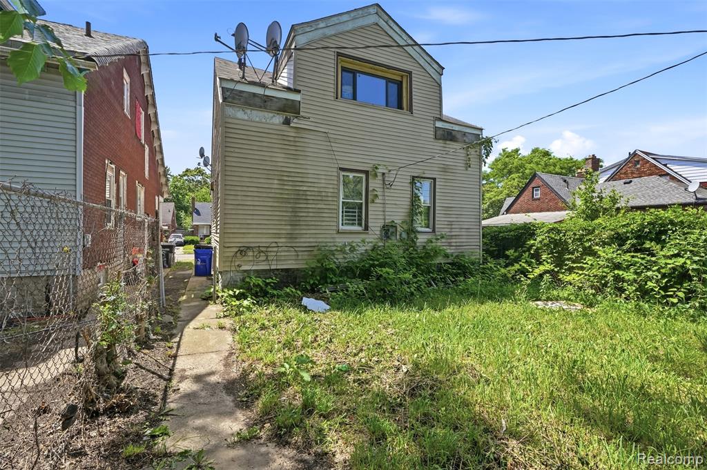 9388 Ward Street, Detroit, MI 48228 — Photo 23