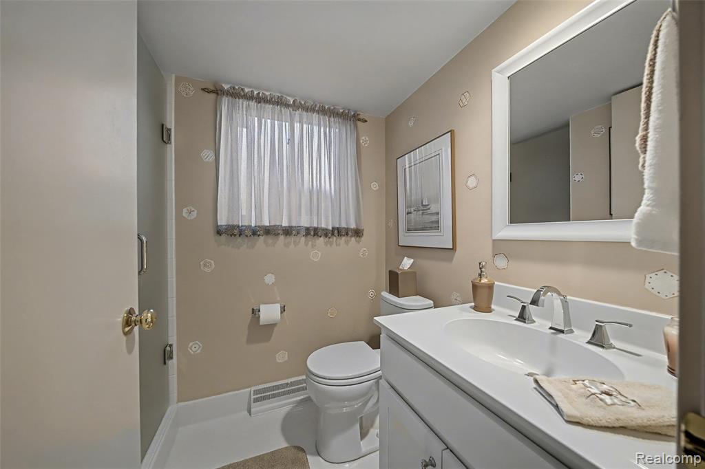 5361 Echo Road, Bloomfield Hills, MI 48302 — Photo 20