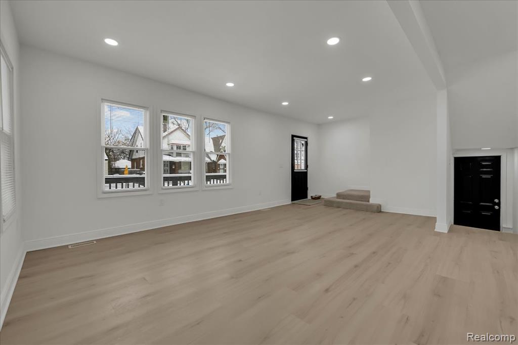 16864 Santa Rosa Drive, Detroit, MI 48221 — Photo 5