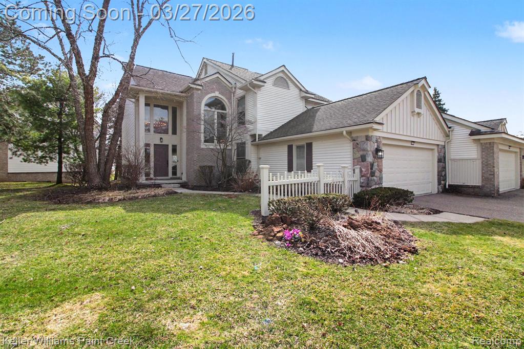 7365 Danbury Drive, West Bloomfield, MI — Photo 2