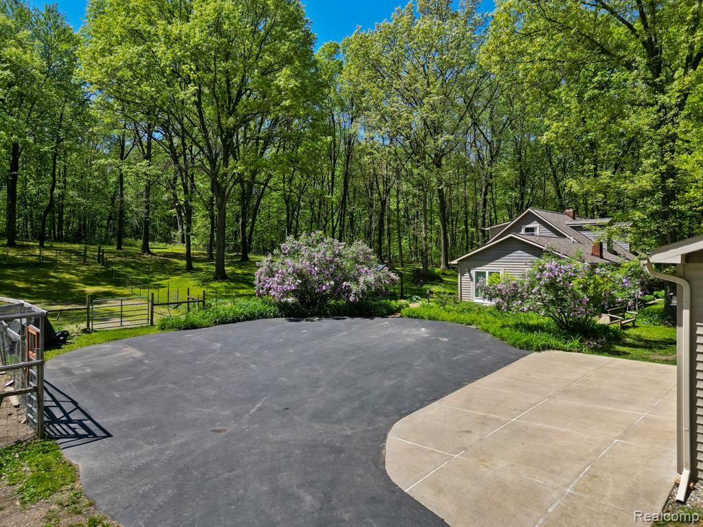 7630 DILLEY Road, Davisburg, MI 48350 — Photo 37