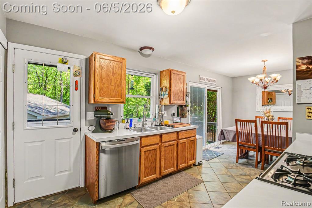 9790 Norman Road, Clarkston, MI 48348 — Photo 9