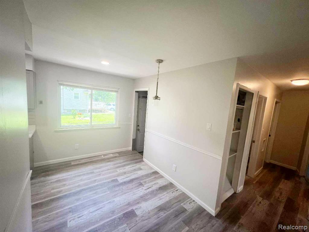 6211 PENROD Street, Detroit, MI 48228 — Photo 3