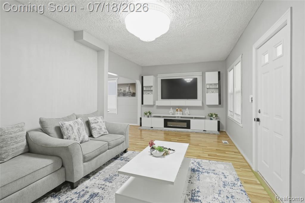 6915 Braun, Center Line, MI 48015 — Photo 5