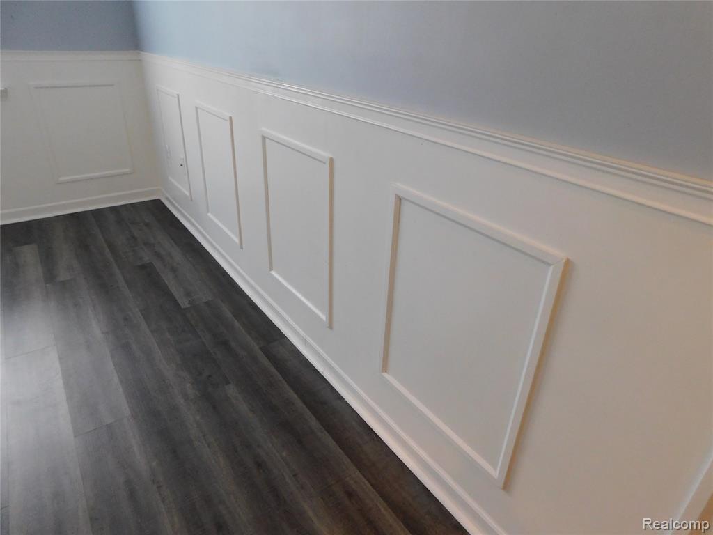 5589 Twin Oaks Drive, Sterling Heights, MI 48314 — Photo 25