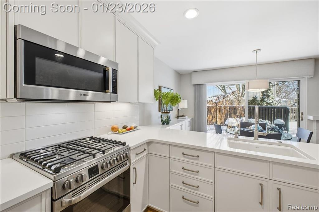 4956 Coventry Road, Royal Oak, MI 48073 — Photo 17