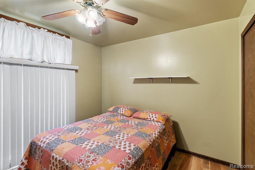 42917 Freeport Drive, Sterling Heights, MI 48313 — Photo 16