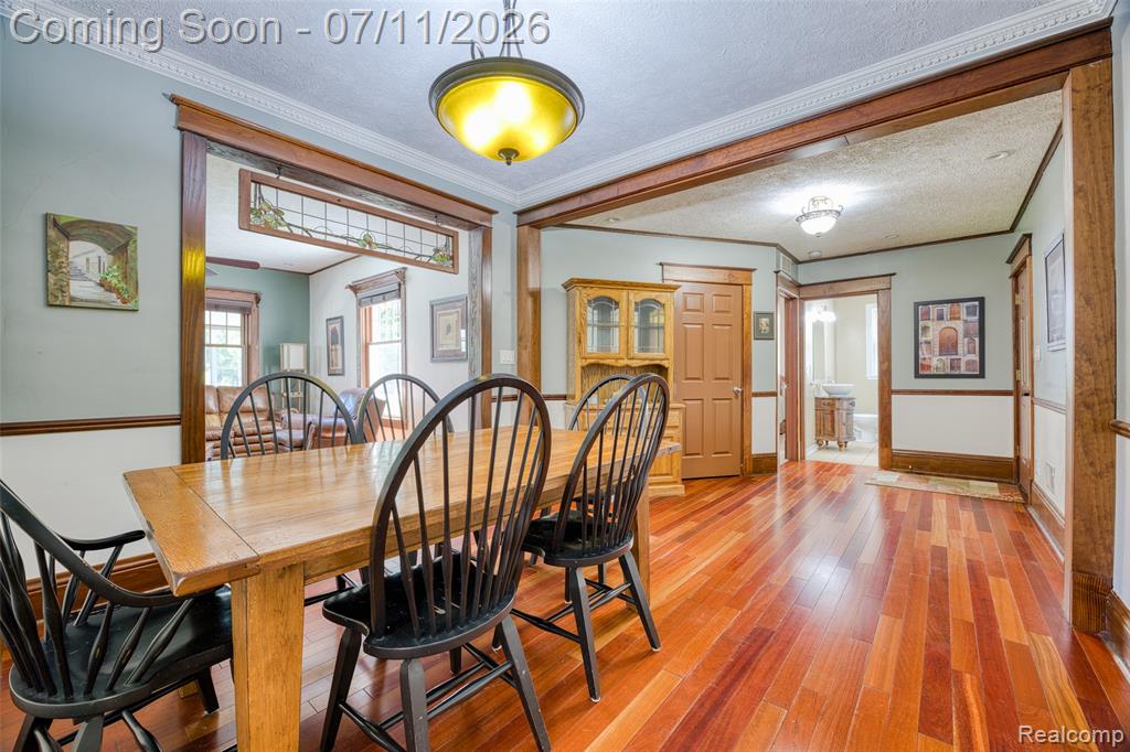 904 N Michigan Avenue, Howell, MI 48843 — Photo 14