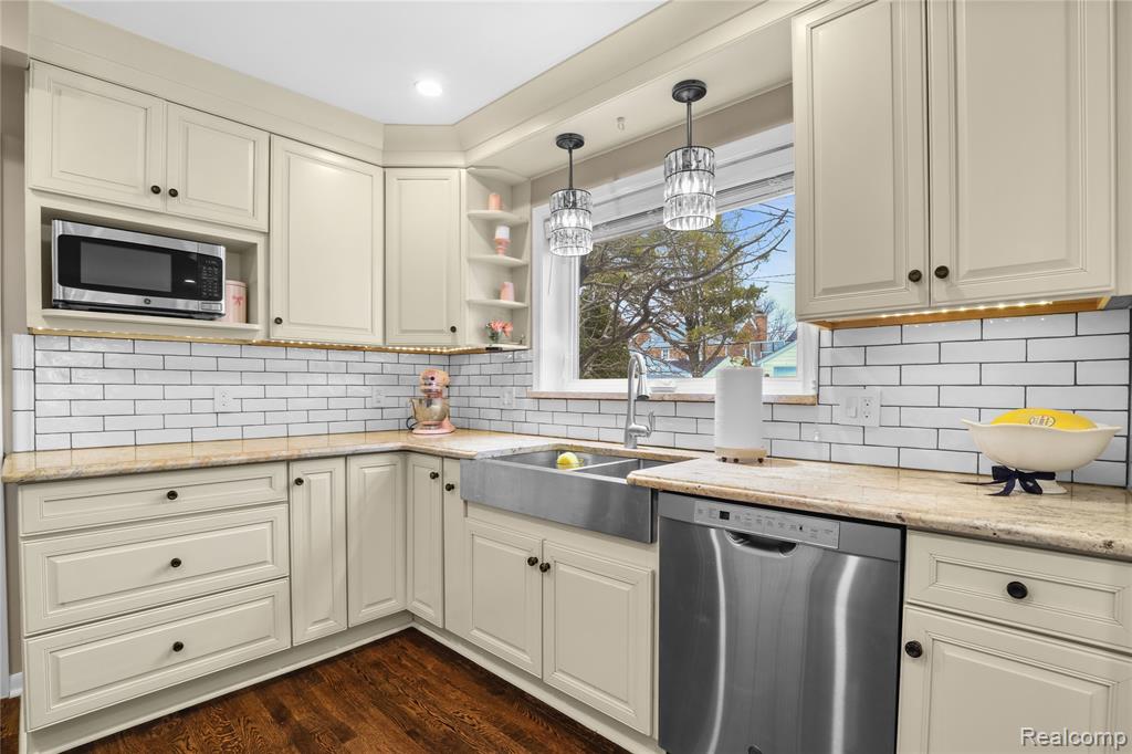 407 Moran Road, Grosse Pointe Farms, MI 48236 — Photo 7