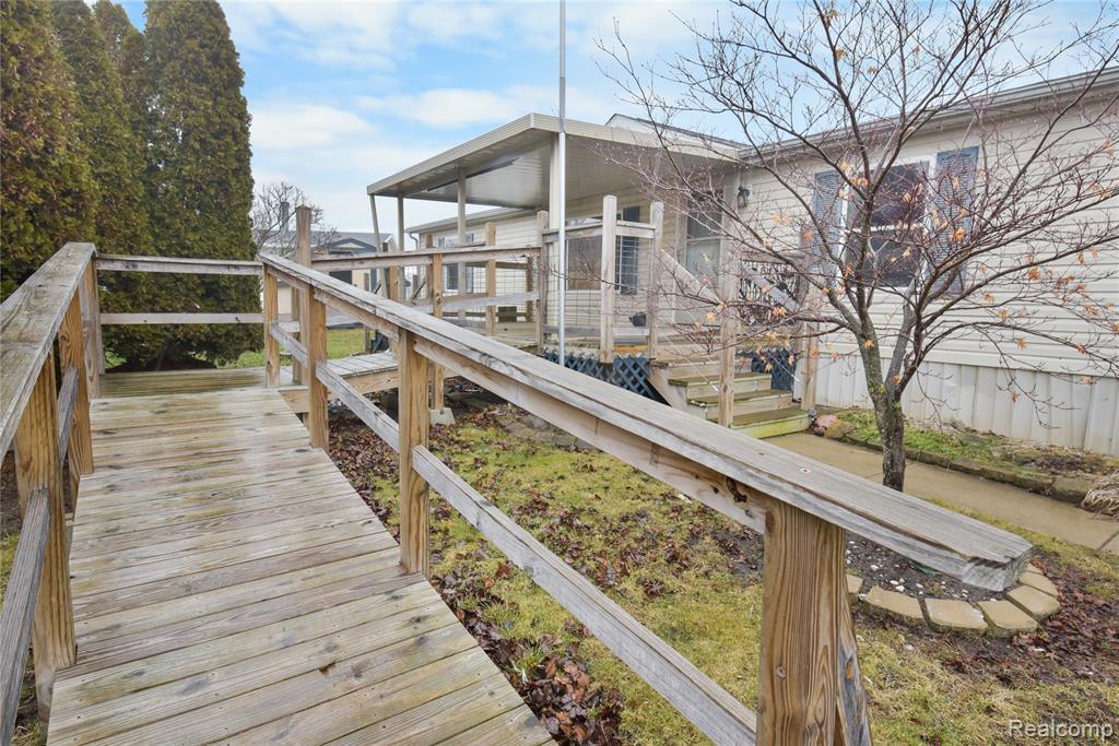 9072 Greentree Drive, Newport, MI 48166 — Photo 5
