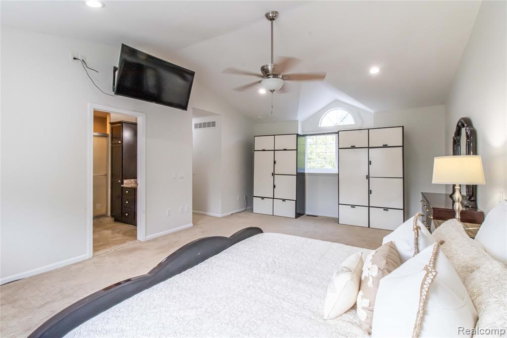 47302 Butler Lane, Novi, MI — Photo 31