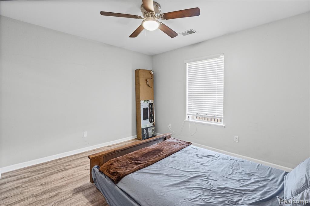 4485 Home Town Drive, Flint, MI 48506 — Photo 9