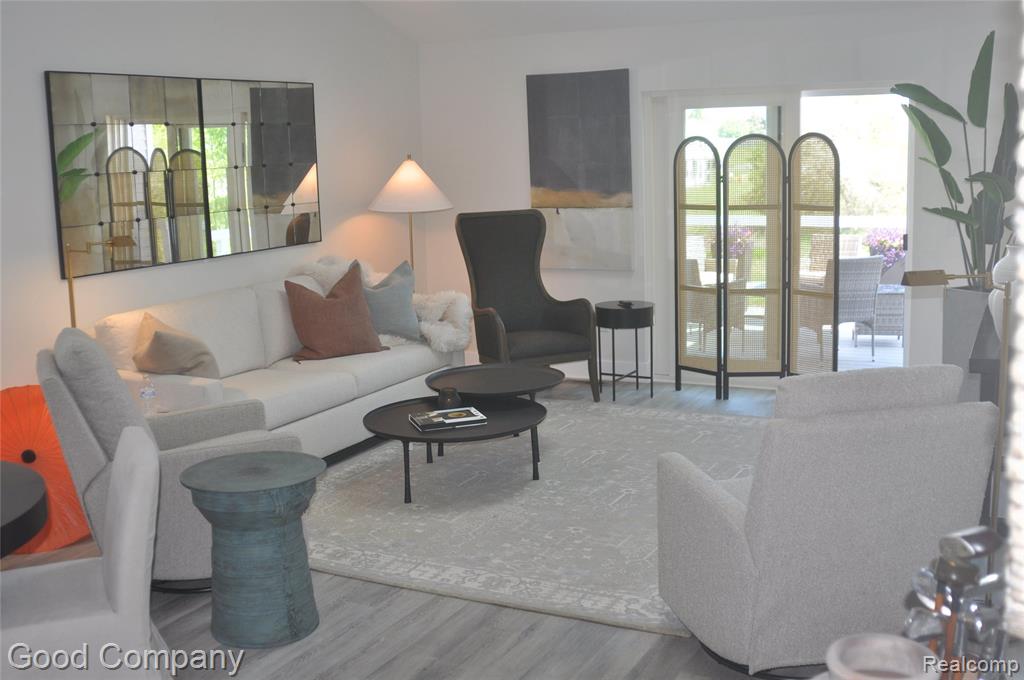1530 Parmenter Court, 18, Petoskey, MI 49770 — Photo 7