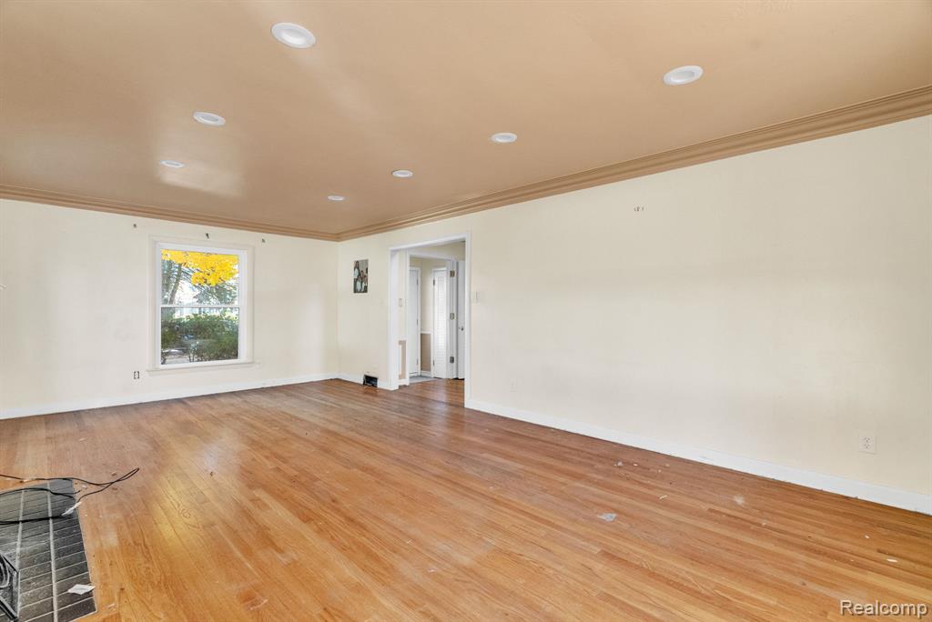 18817 Bretton Drive, Detroit, MI 48223 — Photo 11