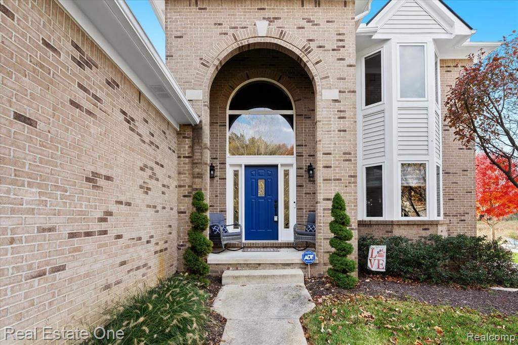 539 Olivia Drive, Milford, MI 48381 — Photo 3