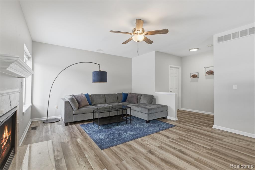 1833 Savannah Lane, Ypsilanti, MI 48198 — Photo 15