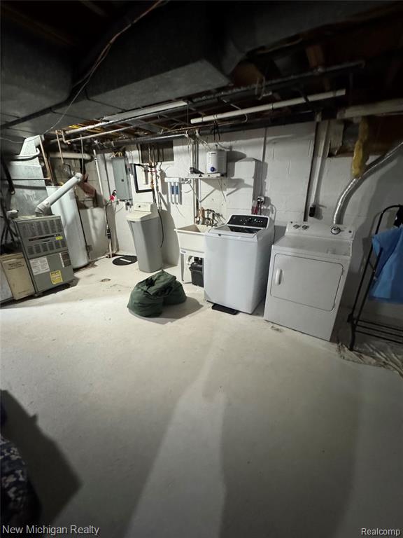 9390 Gale Road, Goodrich Vlg, MI — Photo 19