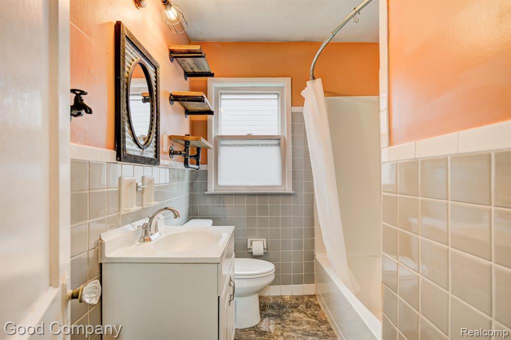 545 E Maplehurst Street, Ferndale, MI 48220 — Photo 14