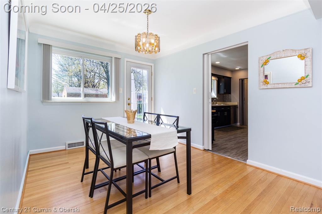 22803 Manning Street, Farmington, MI 48336 — Photo 10