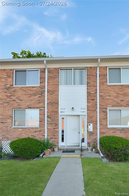 29322 Hoover Road, 322, Warren, MI 48093