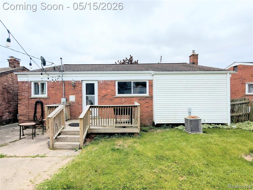 14940 Pennsylvania Road, Southgate, MI 48195 — Photo 20