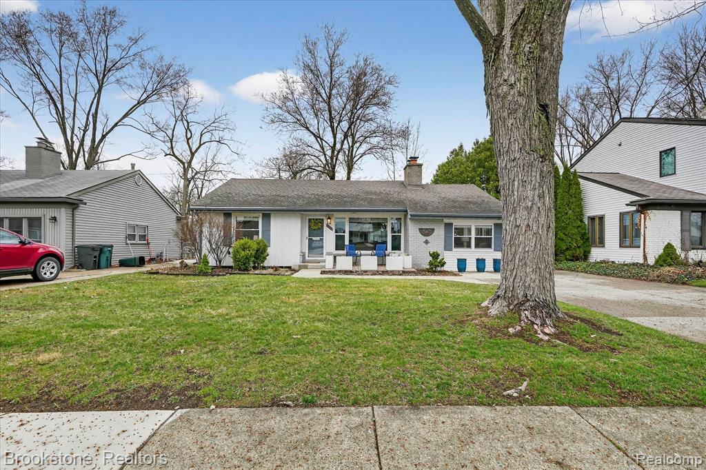 15636 Kirkshire Avenue, Beverly Hills, MI 48025 — Photo 3