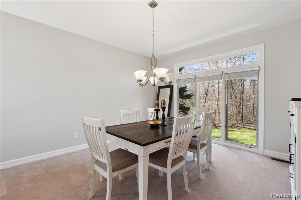 6808 OAKHURST RIDGE Road, Clarkston, MI 48348 — Photo 16