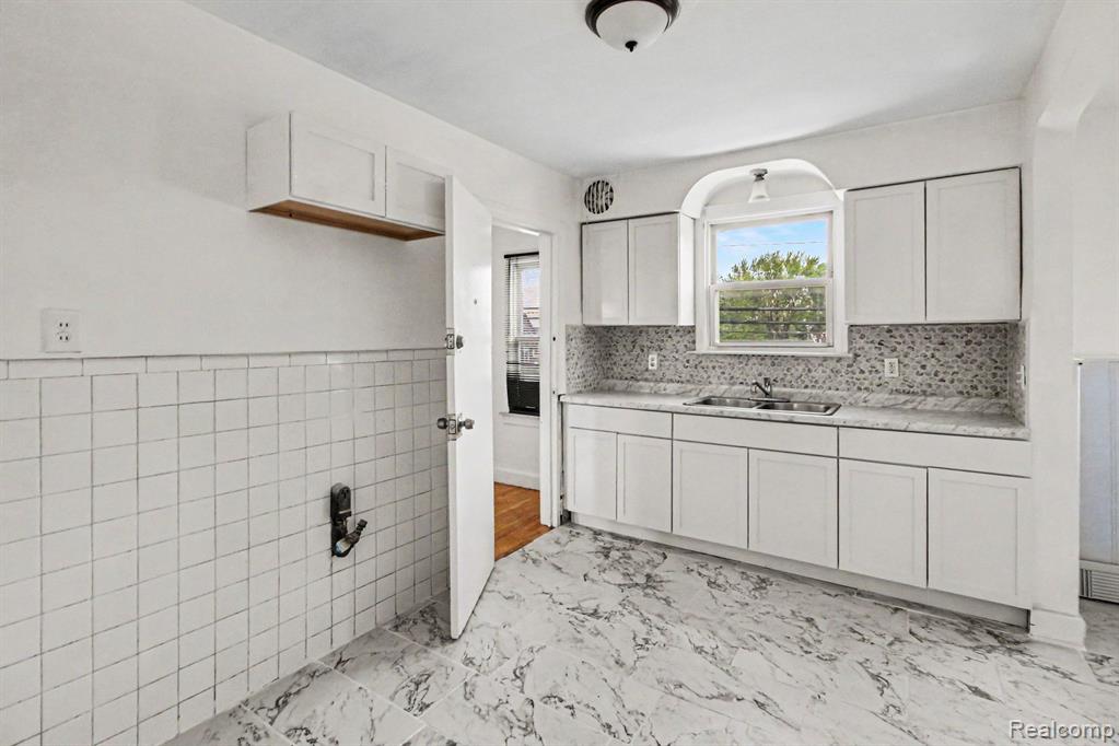 18112 Northlawn Street, Detroit, MI 48221 — Photo 10