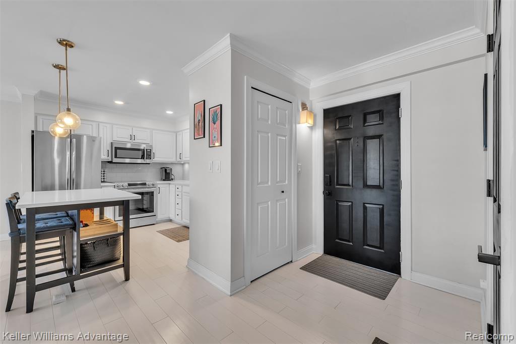 770 Deer Street, 303, Plymouth, MI 48170 — Photo 3