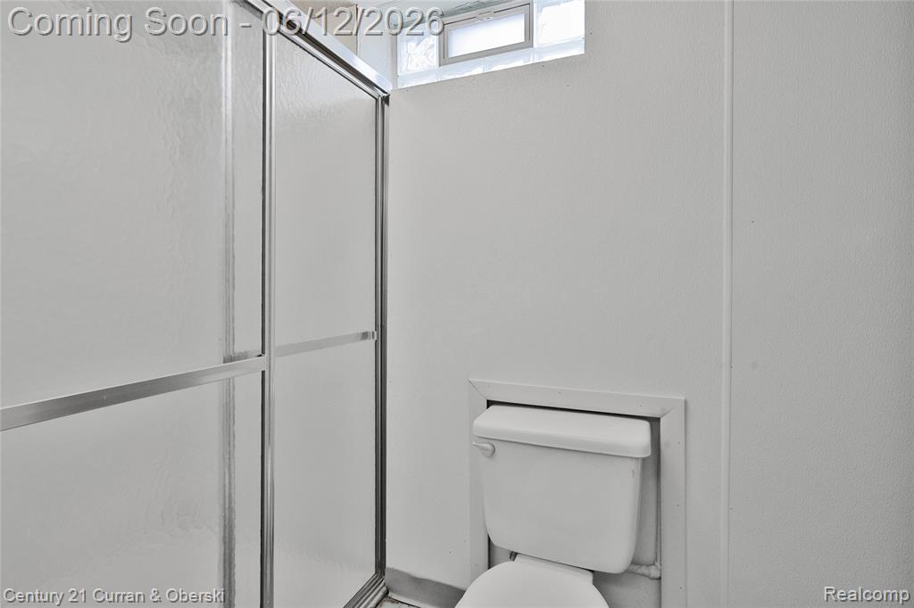 7602 Highview Street, Dearborn Heights, MI 48127 — Photo 25