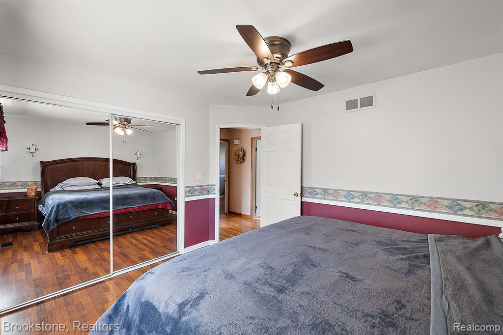 43258 HYDE PARK Drive, Sterling Heights, MI 48313 — Photo 38