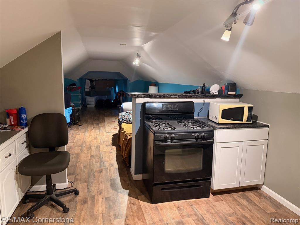 28 Labadie Street, Ecorse, MI 48229 — Photo 13
