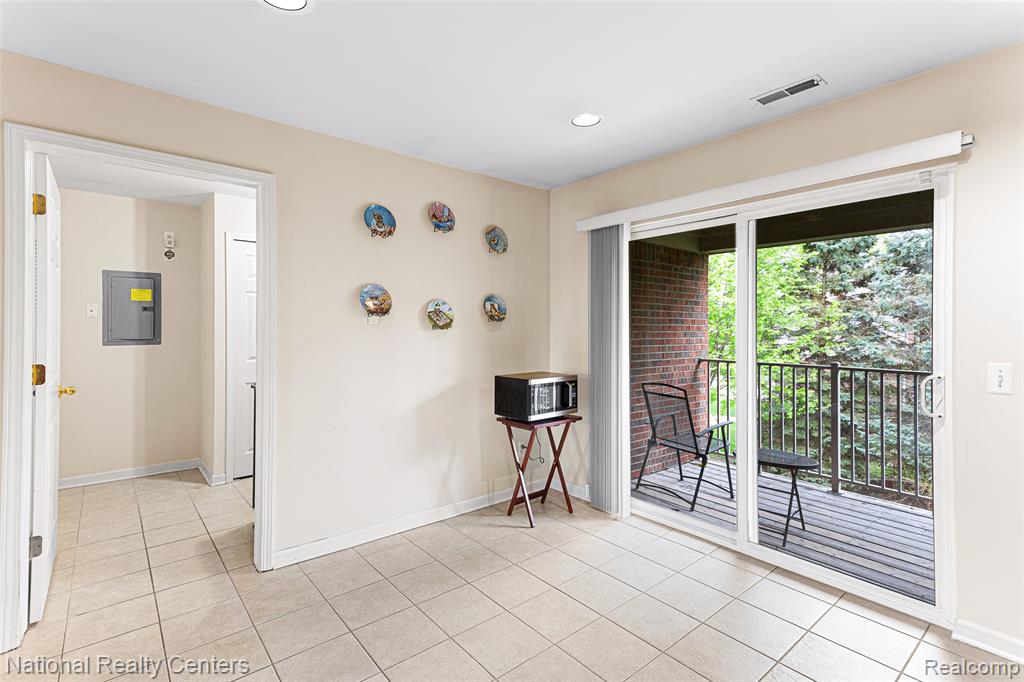 49277 Silver Birch Circle, Shelby Twp, MI 48315 — Photo 14
