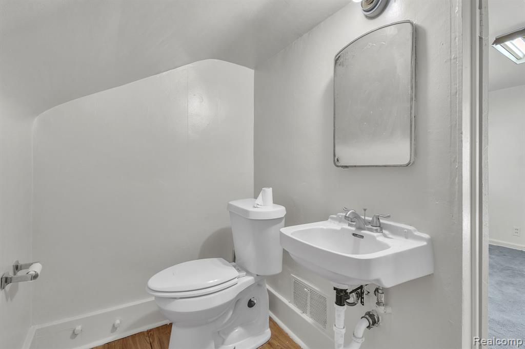 4877 Maynard Street, Detroit, MI 48215 — Photo 22