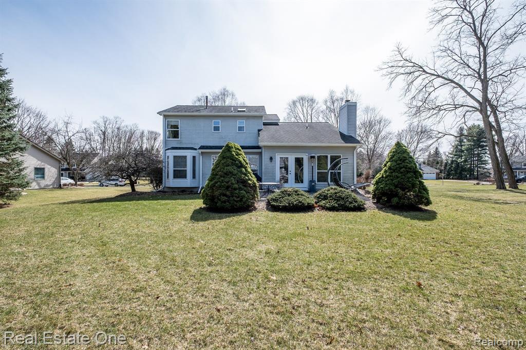 7265 WILLOW OAK Drive, West Bloomfield, MI 48324 — Photo 38