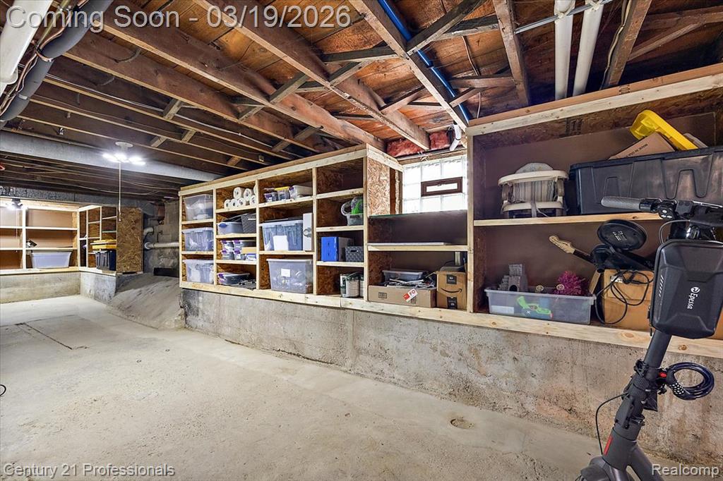 3205 Shimmons Road, Auburn Hills, MI 48326 — Photo 10