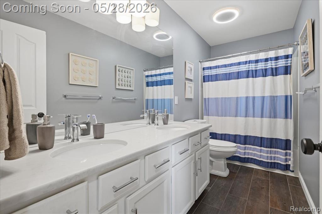 3703 Hidden Forest Drive, Lake Orion, MI — Photo 21