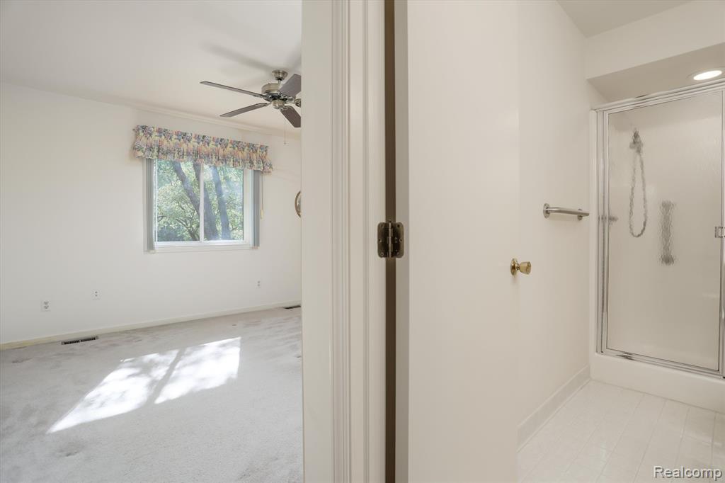 9735 HAWTHORNE GLEN Drive, Grosse Ile, MI 48138 — Photo 22
