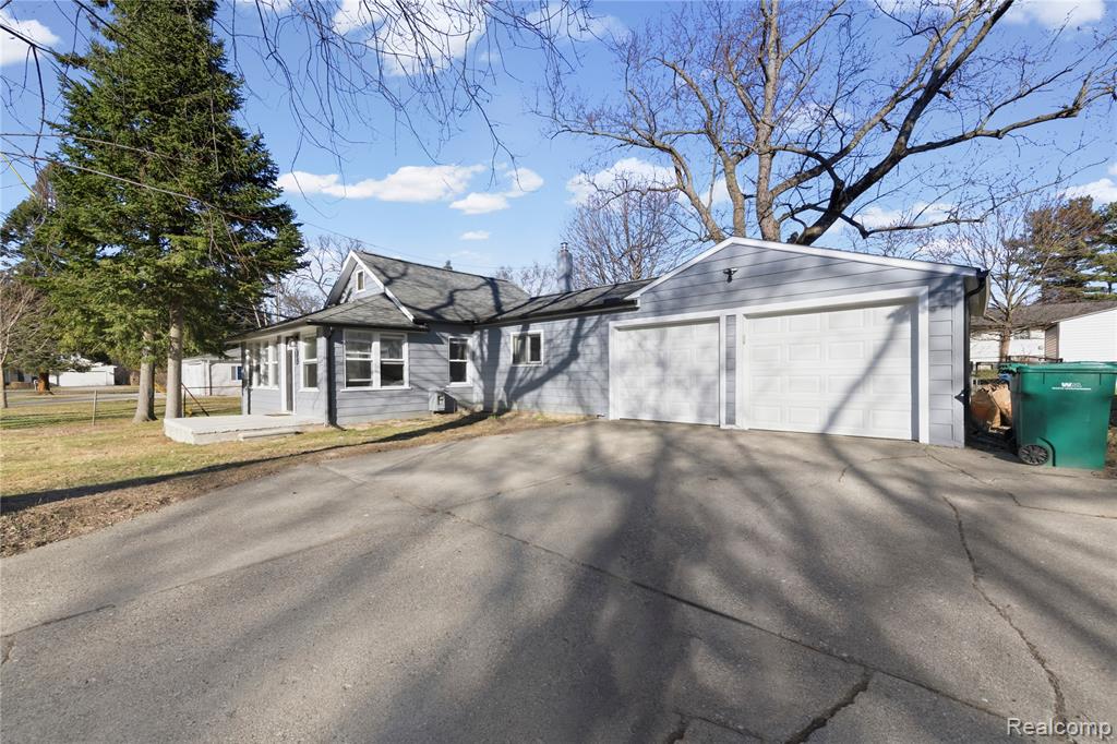 3575 Knollview Avenue, West Bloomfield, MI 48324 — Photo 4