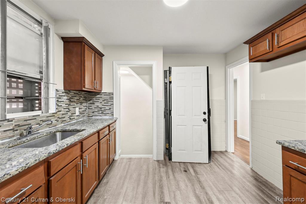 15011 Bringard Drive, Detroit, MI 48205 — Photo 11