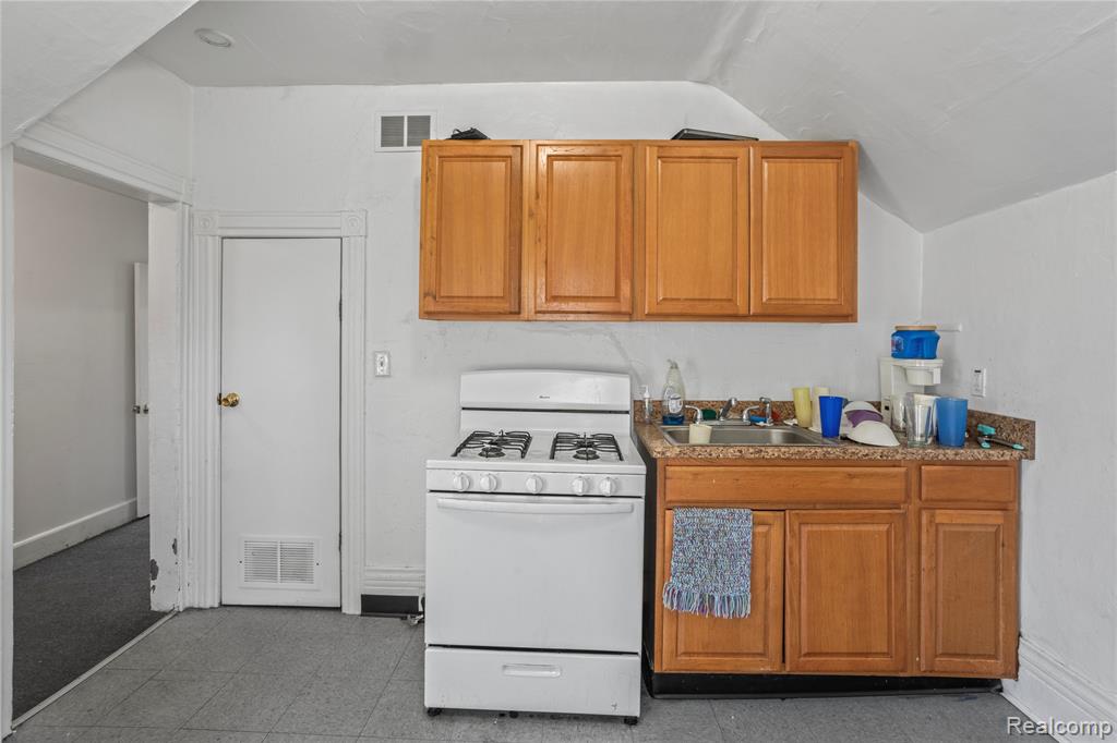 1012 8th Street, Port Huron, MI 48060 — Photo 16