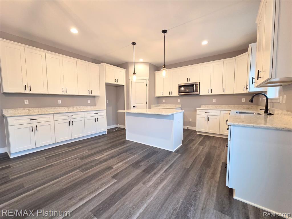 6254 Brook Stone Lane, Linden, MI 48451 — Photo 4