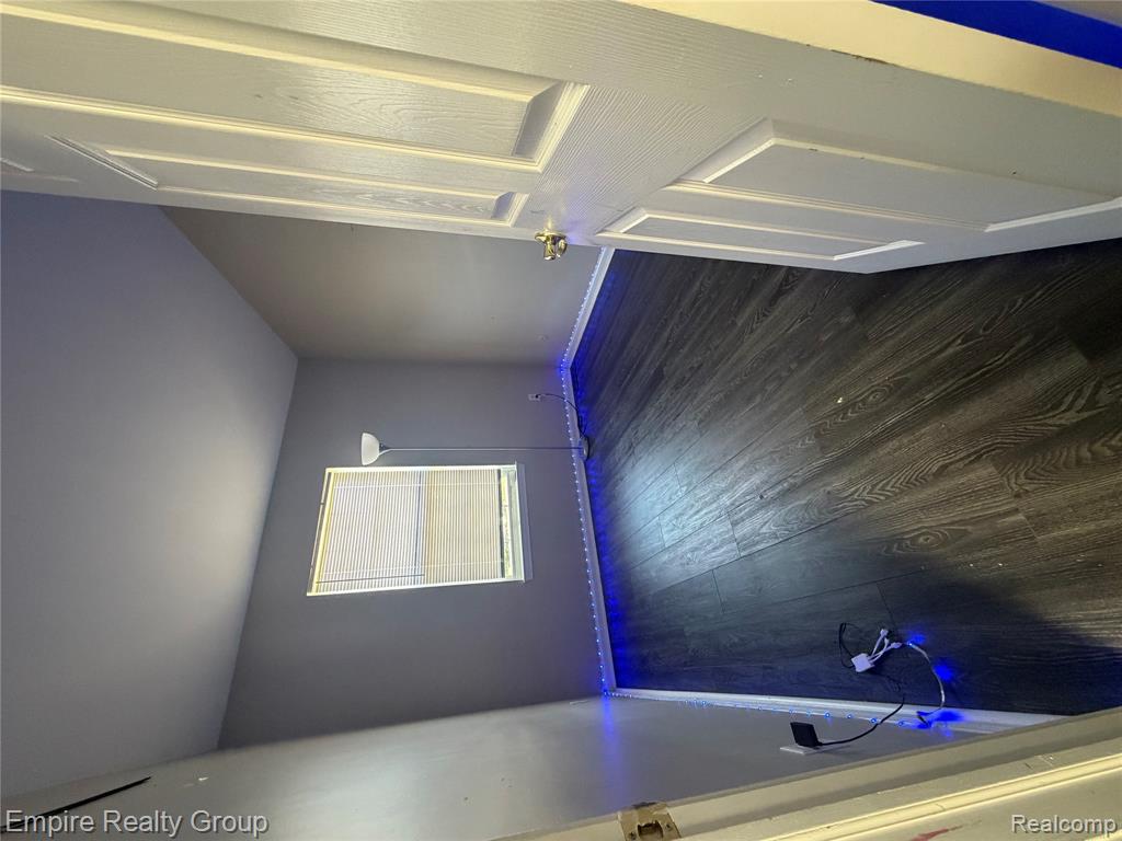 590 Thornhill Court, Belleville, MI 48111 — Photo 7