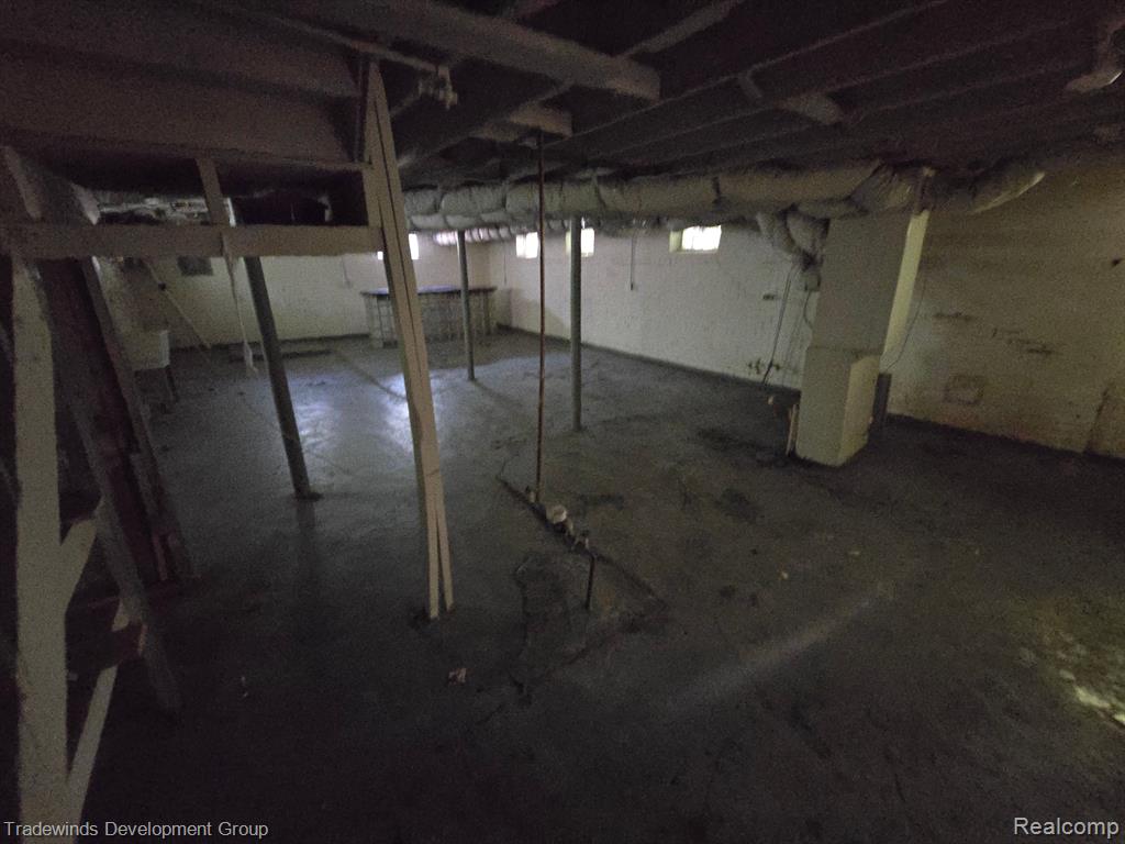 5074 DEVONSHIRE Road, Detroit, MI 48224 — Photo 25