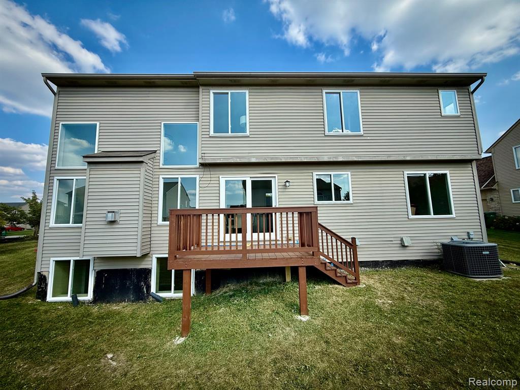 6440 Sadie Lane, Belleville, MI 48111 — Photo 47