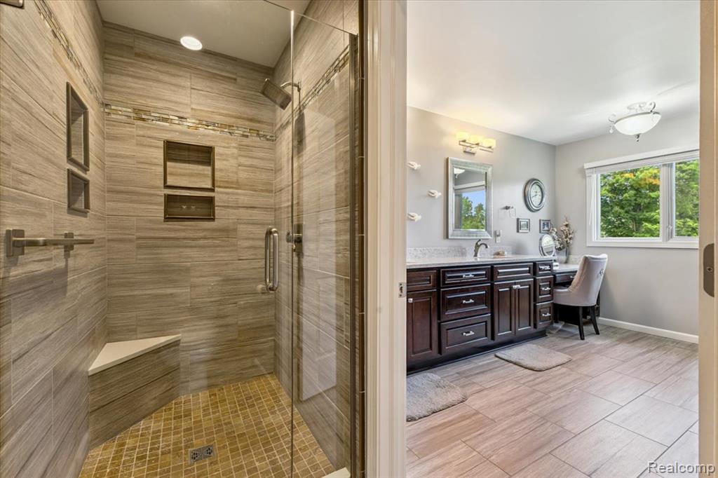 50821 Otter Creek Drive, Shelby Twp, MI 48317 — Photo 23