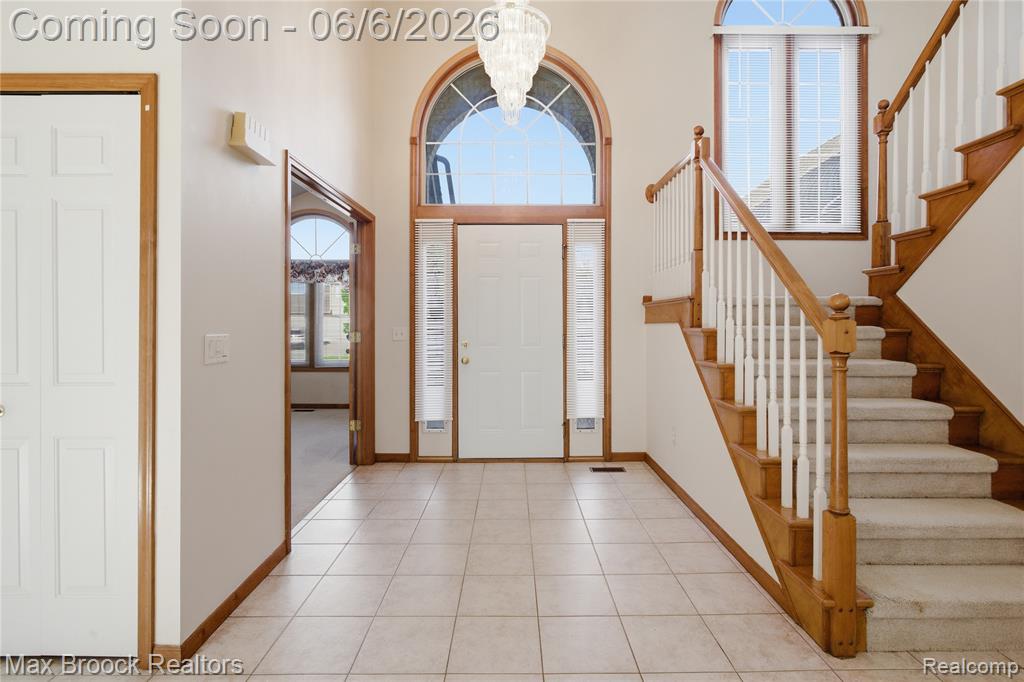 46547 Glen Eagle Drive, Utica, MI 48315 — Photo 3