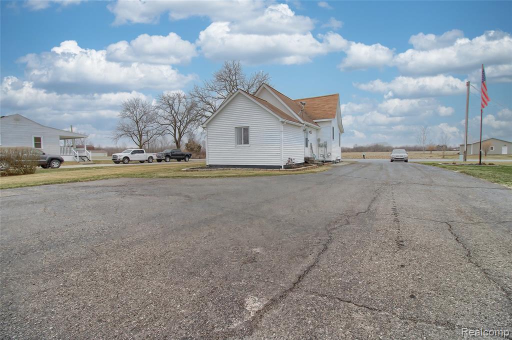 13974 Carleton West Road, Carleton, MI 48117 — Photo 23