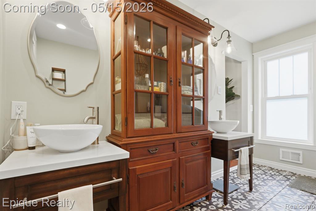 4094 E M 36, Pinckney, MI 48169 — Photo 13